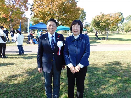 服部県知事と一緒に