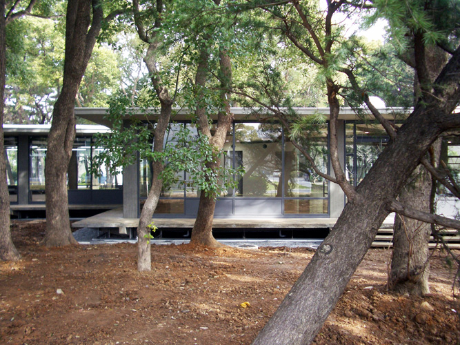 九州工業大学先端教育コラボレーションプラザ・事務棟