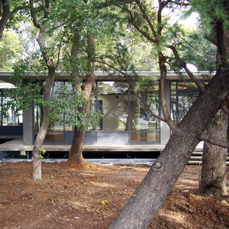 九州工業大学先端教育コラボレーションプラザ・事務棟